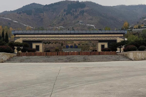 慈航园大门图