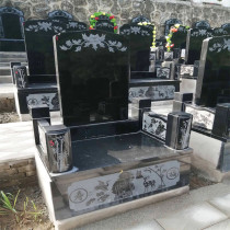 九龙山墓园传统立碑