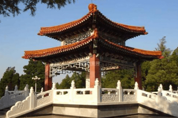 郑州市民公墓邙山墓园景观图 郑州市民公墓邙山墓园景观图