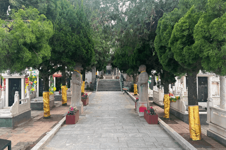 青龙岗纪念园景观图 青龙岗纪念园景观图