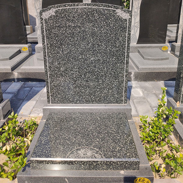 印花坞公墓传统立碑