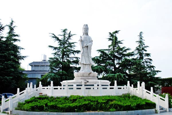 凤栖山墓园南区景观图