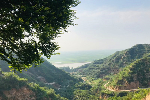 万宝山生态陵园景观图
