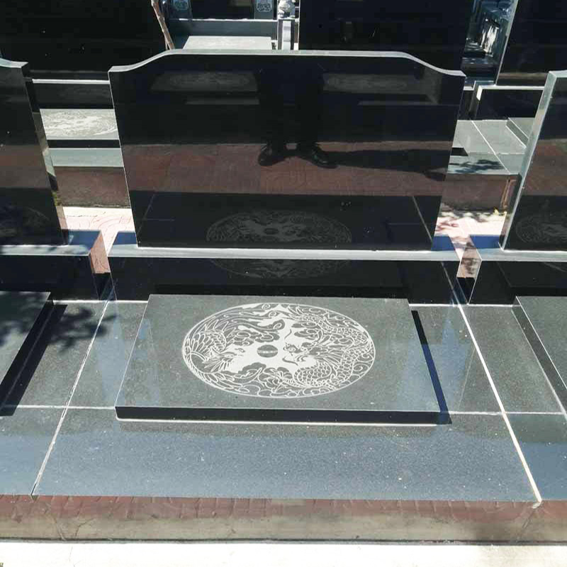 汉陵墓园传统立碑