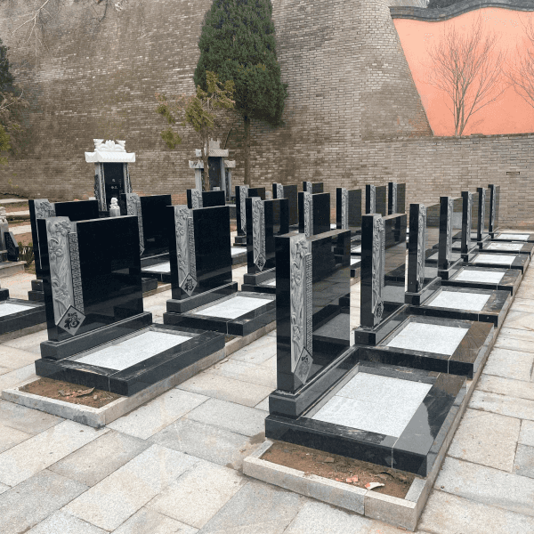 北邙陵园传统立碑