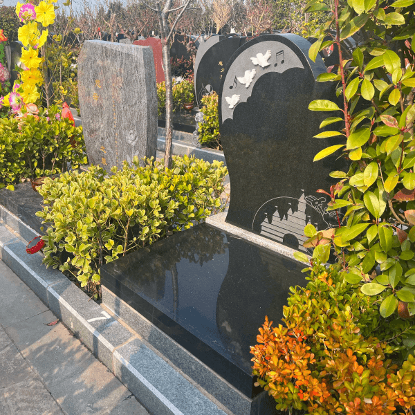 黄河纪念园传统立碑